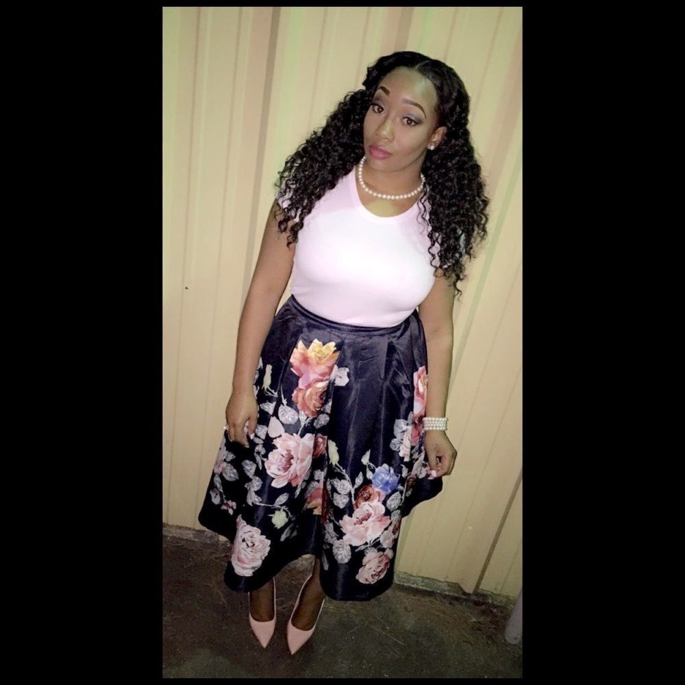 Floral MIDI Skirt!